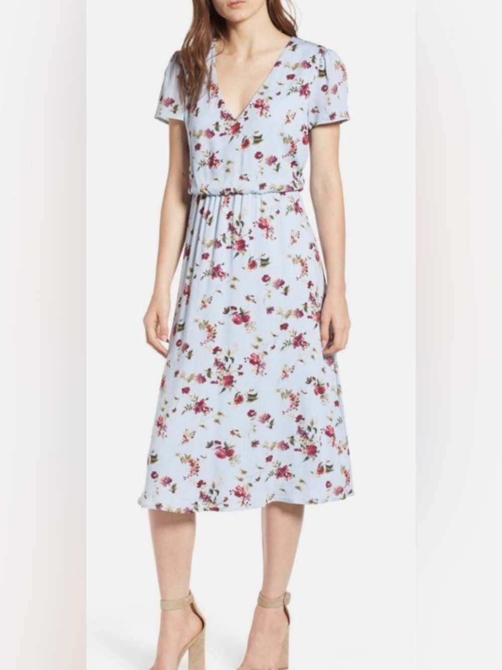 Wayf Light Blue Floral V-Neck Midi Dress w/ Gathered Waist Size Medium